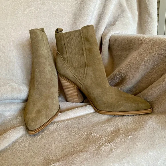 Marc fisher western hot sale booties